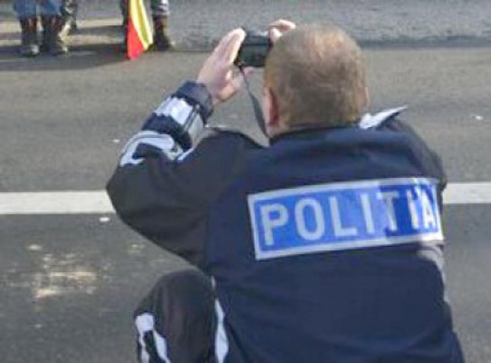 Poliţist împuşcat în cap, la o partidă de vânătoare